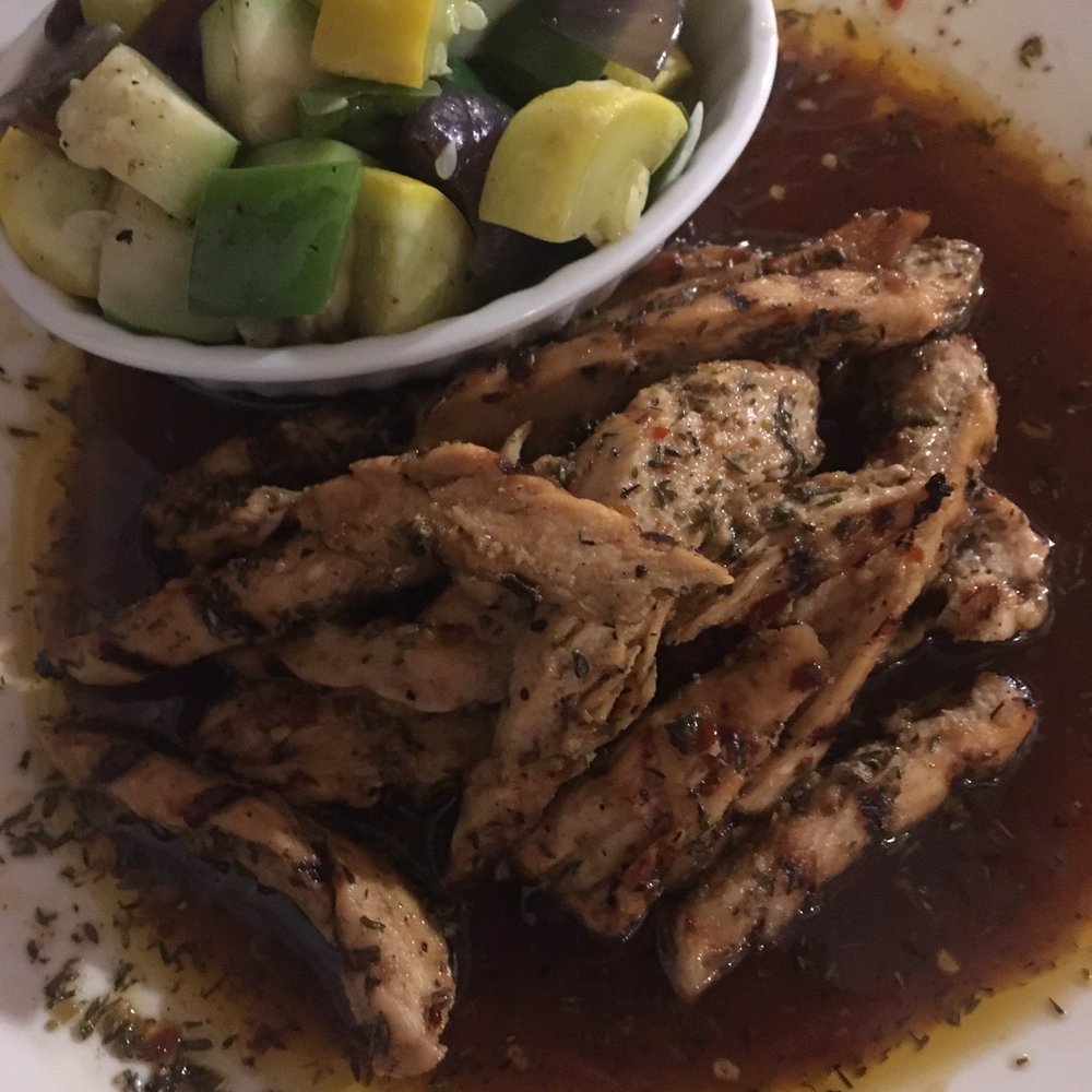 Rusty Hooks Dockside Grill - Jerk chicken breast with vegetable medley - Seafood Near Me - Southport, North Carolina Rusty Hooks Dockside Grill - Jerk chicken breast with vegetable medley - Seafood Near Me - Southport, North Carolina