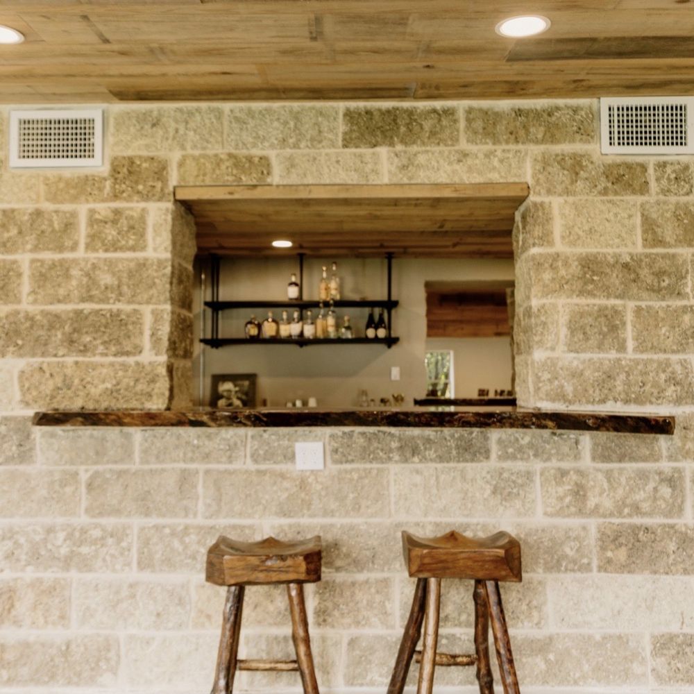 Hotel henry - Hotels & Travel Near Me - Blanco, Texas Hotel henry - Hotels & Travel Near Me - Blanco, Texas