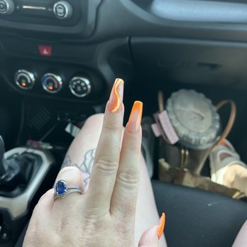 Elegant Nails And Spa - Crooked at the top - Nail Salons Near Me - Killeen, Texas