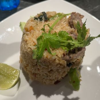 Sisters Thai - Chicken Thai Fried Rice - Thai Near Me - Alexandria, Virginia Sisters Thai - Chicken Thai Fried Rice - Thai Near Me - Alexandria, Virginia