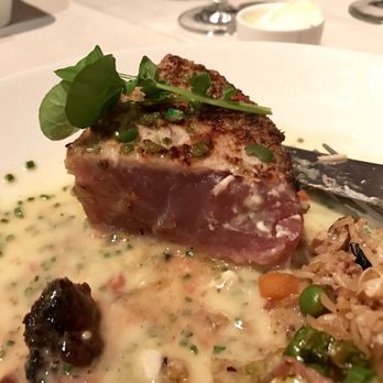 ELWAY'S Downtown - Exposed rare Ahi Tuna - Breakfast & Brunch Near Me - Denver, Colorado