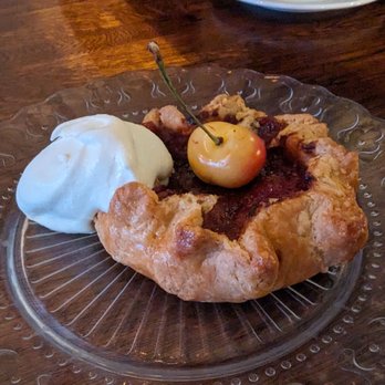 Pomet - Pie - New American Near Me - Oakland, California Pomet - Pie - New American Near Me - Oakland, California