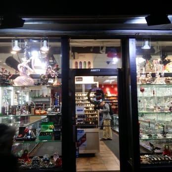 i-Vape - Go to beyond Vape across the street - I thought IVape was better but they overcharged me. screwed me over, and cost me more. - Tobacco Shops Near Me - New York, New York