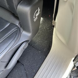 Hertz Rent A Car - Floors