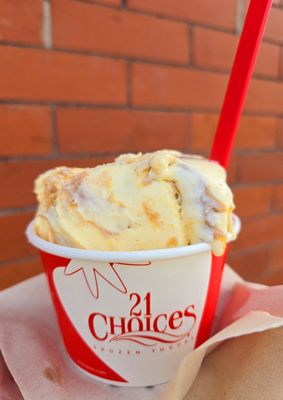 21 Choices Frozen Yogurt by null