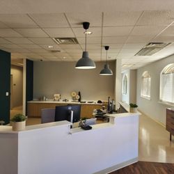 One Medical Primary Care Clinic - South Austin - Interior: One Medical: South Austin reception