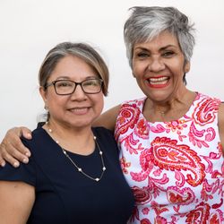Two of our incredible prenatal educators, Magda and Elvia.