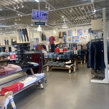 Old Navy Outlet - More stuff... - Women's Clothing Near Me - Napa, California Old Navy Outlet - More stuff... - Women's Clothing Near Me - Napa, California