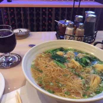 Dumpling Inn - Wonton noodle soup with Duchess beer! - Chinese Near Me - San Diego, California Dumpling Inn - Wonton noodle soup with Duchess beer! - Chinese Near Me - San Diego, California