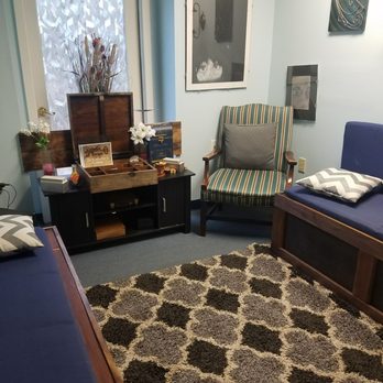 Colonial Escape Room - Waiting room - Escape Games Near Me - Williamsburg, Virginia