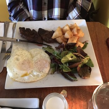 Ringolevio - Steak and eggs - Mediterranean Near Me - Brooklyn, New York Ringolevio - Steak and eggs - Mediterranean Near Me - Brooklyn, New York