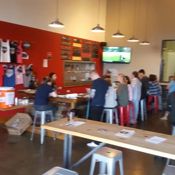 Oak Highlands Brewery - Helpful and friendly staff. Great craft beers. - Beer Gardens Near Me - Richardson, Texas Oak Highlands Brewery - Helpful and friendly staff. Great craft beers. - Beer Gardens Near Me - Richardson, Texas