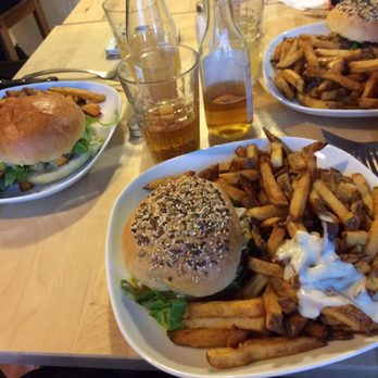 L'Authentique Fast-Good - Burgers Near Me - Tours, 37 L'Authentique Fast-Good - Burgers Near Me - Tours, 37