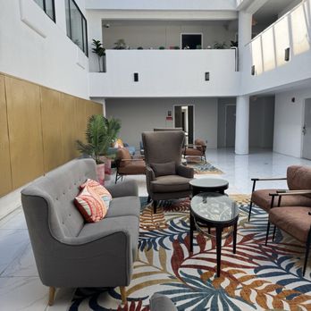 Hotel Aluxor SFO - Common areas - Hotels Near Me - San Bruno, California Hotel Aluxor SFO - Common areas - Hotels Near Me - San Bruno, California