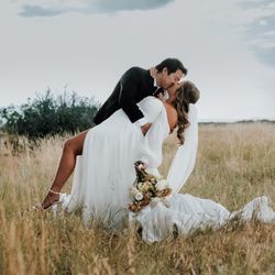 d'Anelli Bridal - Real bride photo!
