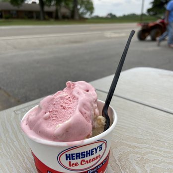 Strawberry Hill USA - Strawberry icecream - Farmers Market Near Me - Chesnee, South Carolina Strawberry Hill USA - Strawberry icecream - Farmers Market Near Me - Chesnee, South Carolina