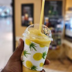 Smoothie Mania - Pineapple Peach