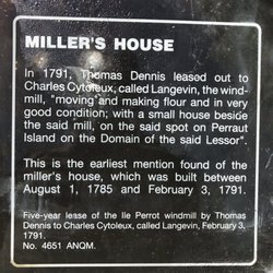 Parc Historique de la Pointe-du-Moulin - Plaque for the Miller's House