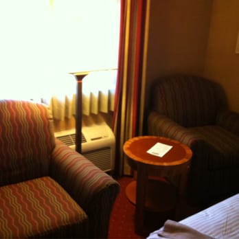 Adelaide Inn - Chairs - Hotels Near Me - Paso Robles, California