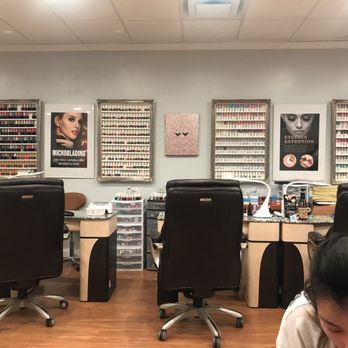 Fantastic Nails - Lots of gel options and polish to choose from. - Nail Salons Near Me - Peachtree Corners, Georgia