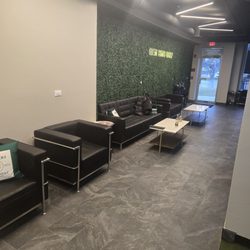 Gem Sims - Golfing sitting area