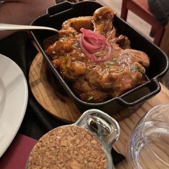 Alfama Cellar - Osso Buco - Portuguese Near Me - Lisbon, 11
