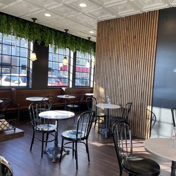 Maxine’s Coffee Shop - Seating - Coffee & Tea Near Me - Cranberry Twp, Pennsylvania Maxine’s Coffee Shop - Seating - Coffee & Tea Near Me - Cranberry Twp, Pennsylvania