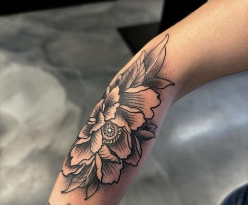 Mantra Tattoo and Piercing