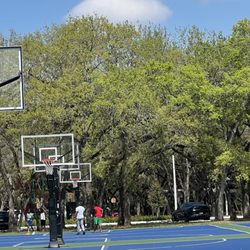 Rolling Oaks Park