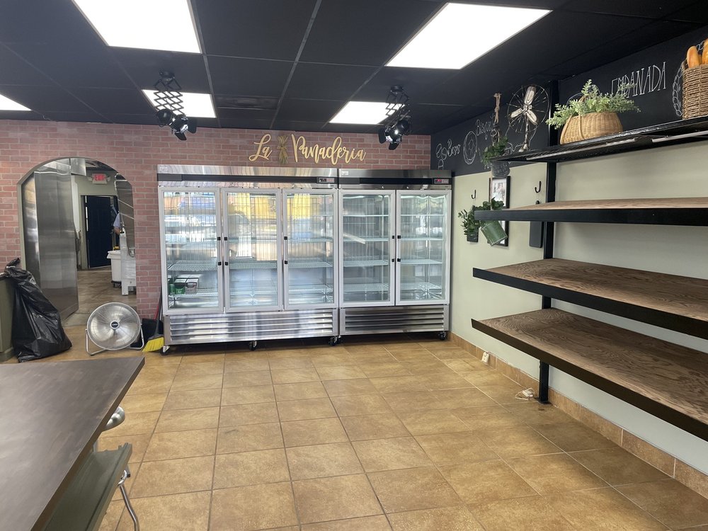 La Panaderia Damaris Bakery & Cafe