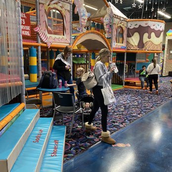 Wacky Tacky - Maskless masses! No one cares here! - Amusement Parks Near Me - Roseville, California Wacky Tacky - Maskless masses! No one cares here! - Amusement Parks Near Me - Roseville, California