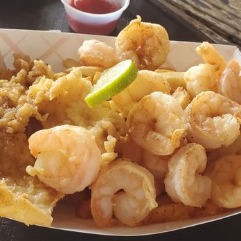 City Seafood - Shrimp and cracked conch basket - Seafood Markets Near Me - Everglades City, Florida City Seafood - Shrimp and cracked conch basket - Seafood Markets Near Me - Everglades City, Florida