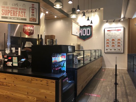 MOD Pizza by null