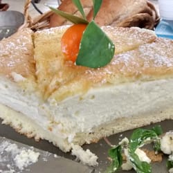 Farmer's cheese cheesecake
