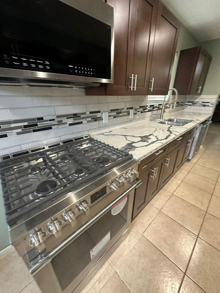 Slide of Bloom Renovations