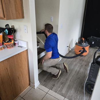 Water Damage Repair Tech - Working hard - Damage Restoration Near Me - Georgetown, Texas