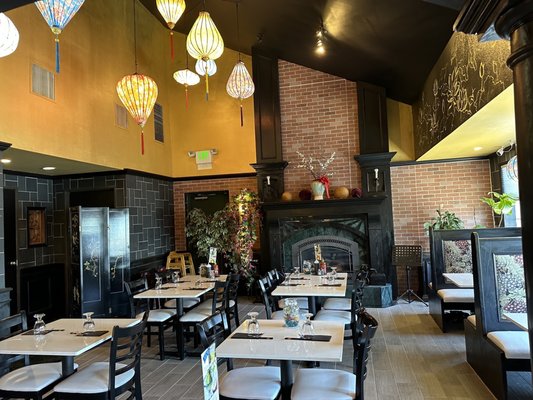 Lotus Vietnamese Cuisine by null