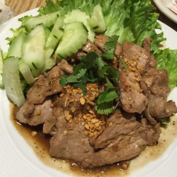 The Elephant Thai Cuisine - Garlic pork - Thai Near Me - Chicago, Illinois The Elephant Thai Cuisine - Garlic pork - Thai Near Me - Chicago, Illinois