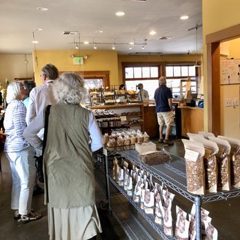 Pine Street Bakery - people shopping in the store - Bakeries Near Me - Hood River, Oregon