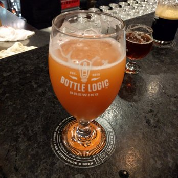 Bottle Logic Brewing - Berliner equation. Very good - Breweries Near Me - Anaheim, California