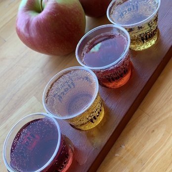 Apple Dave’s Orchards - Cider tasting flight - Fruits & Veggies Near Me - Warwick, New York