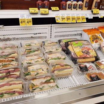 Safeway - a display of sandwiches in a grocery store - Grocery Near Me - Grants Pass, Oregon Safeway - a display of sandwiches in a grocery store - Grocery Near Me - Grants Pass, Oregon