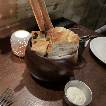 dōma - Bread basket - Italian Near Me - Miami, Florida