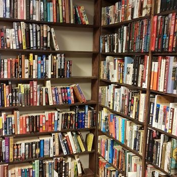 Vellichor Coffee Roasters - Books - Coffee & Tea Near Me - Golden, Colorado