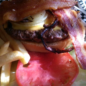 Dalton's Cafe - Dalton burger... The onions were WAY too strong - Cafes Near Me - Cypress, California