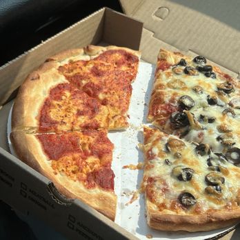 Flints Corner Pizza & Seafood - Special Pizza - Pizza Near Me - Tyngsboro, Massachusetts Flints Corner Pizza & Seafood - Special Pizza - Pizza Near Me - Tyngsboro, Massachusetts