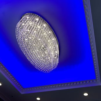 King Buffet - Chandelier was pretty - Buffets Near Me - Los Angeles, California
