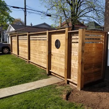 Monarch Landscaping - Wooden gate and fence  install hamilton burlington area - Landscaping Near Me - Hamilton, Ontario