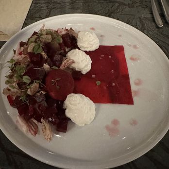 The Matheson - Beet salad with goat cheese - Wine Bars Near Me - Healdsburg, California The Matheson - Beet salad with goat cheese - Wine Bars Near Me - Healdsburg, California