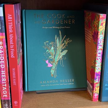 Exile in Bookville - Bookstores Near Me - Chicago, Illinois Exile in Bookville - Bookstores Near Me - Chicago, Illinois